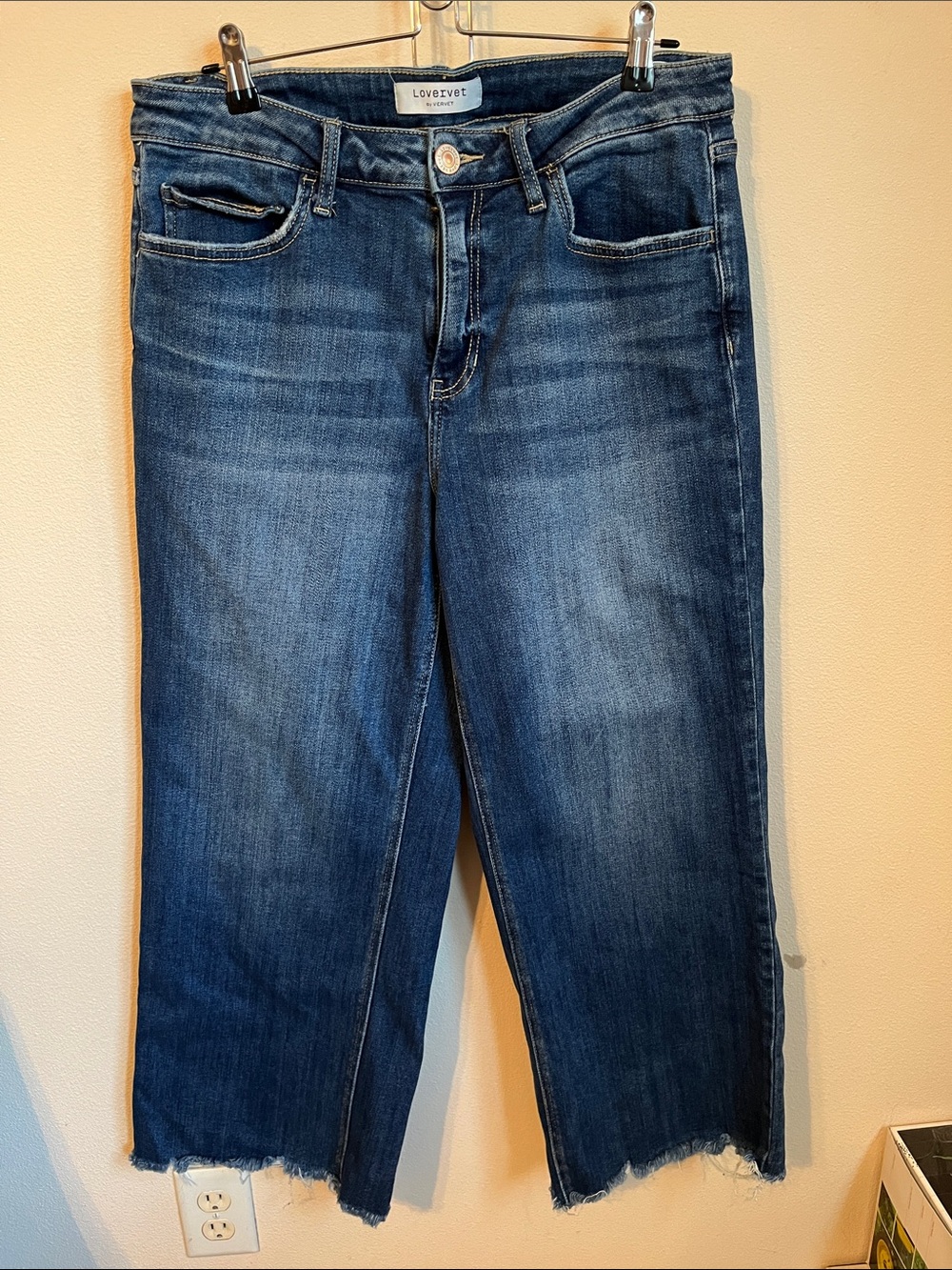 Lovervet by Vervet Dark Blue Cropped Jeans with Frayed Hem